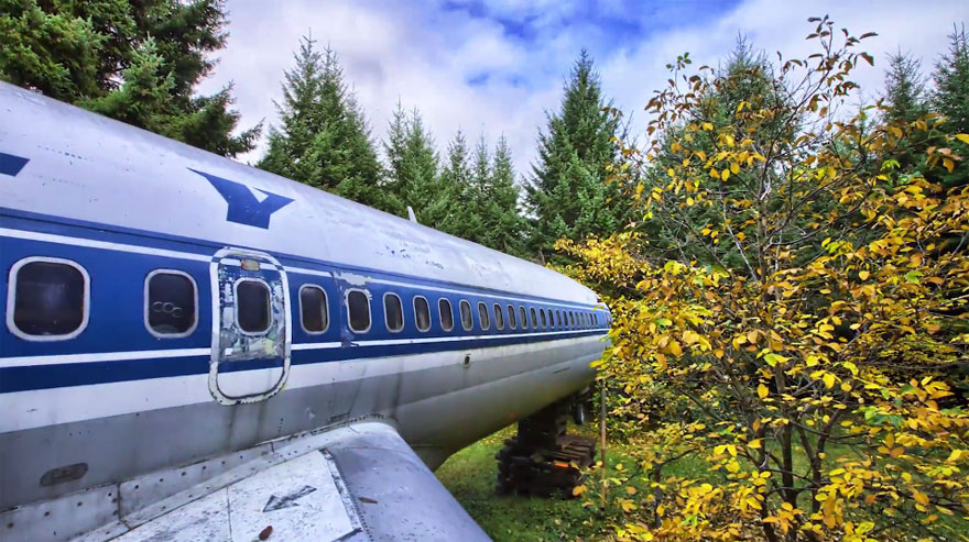 retired-boeing-727-recycled-home-bruce-campbell-13