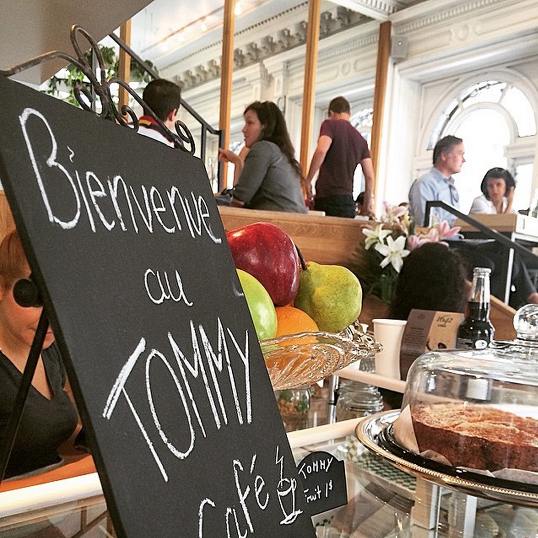 Cafe-Tommy-Montreal-Joli-Design-06a