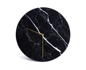horloge-noire-obiekt-décoration